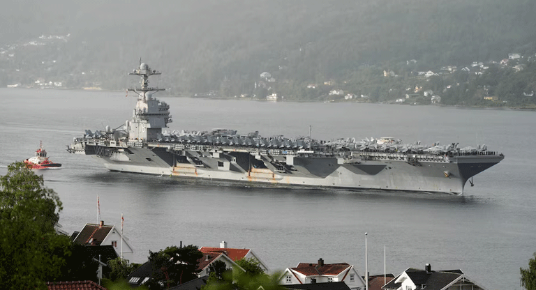 102825-portaviones-gerald-ford